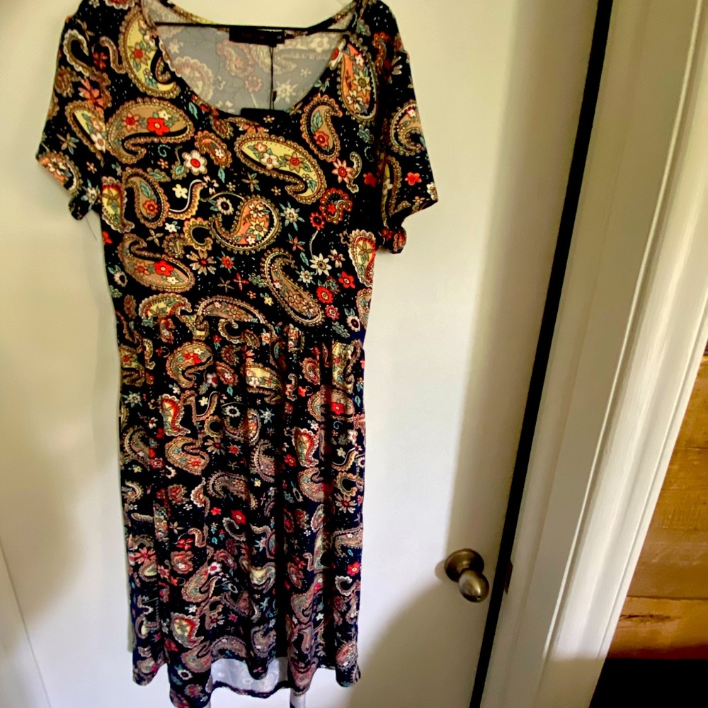 Brand new pocket midi dress